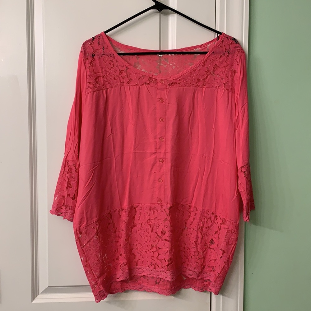 2 Lace Tops $10. Size Large. Fits More Like A Medium. - Picture 5 of 6